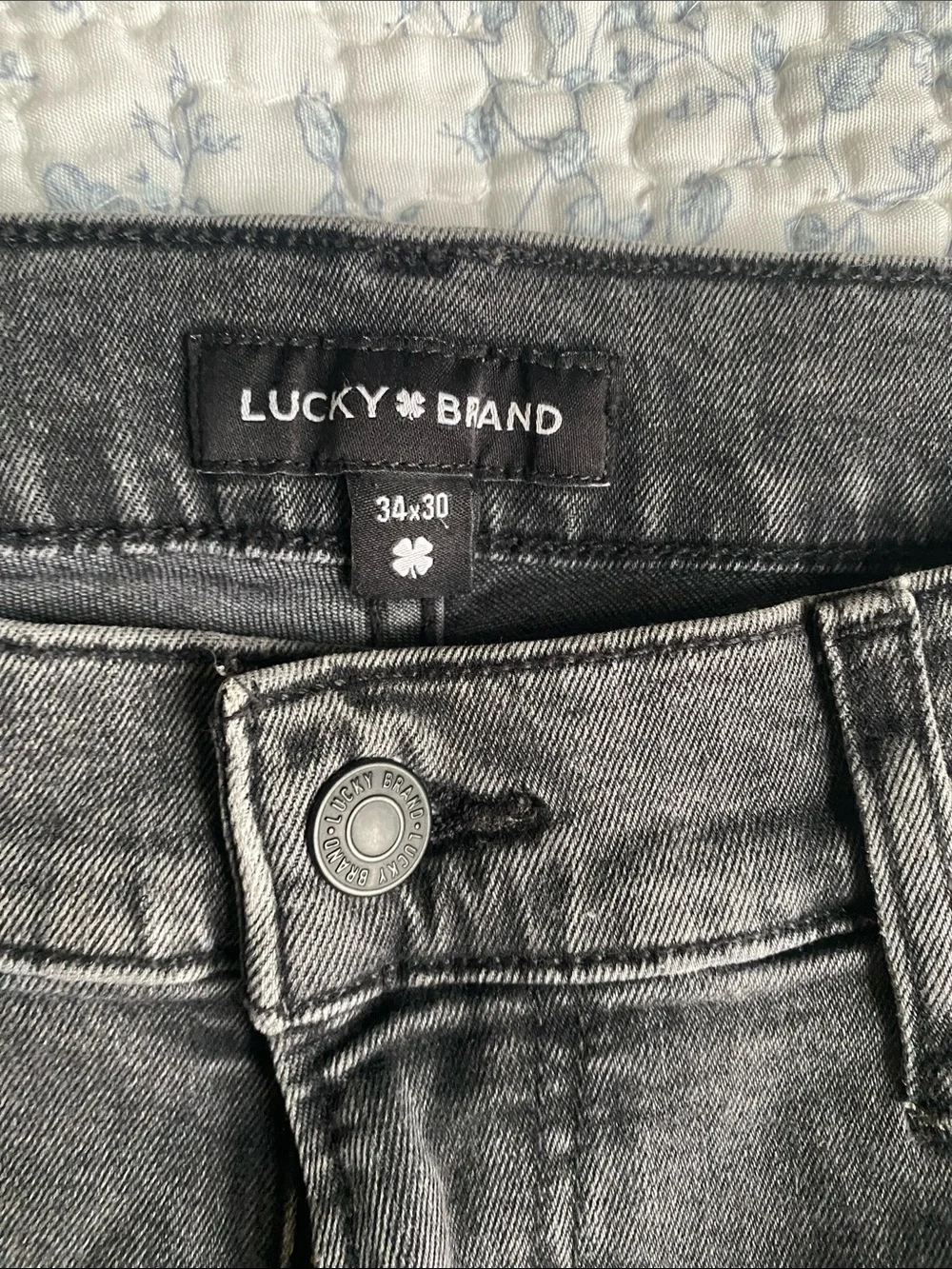 Lucky Brand Men's Washed Black Athletic Straight Jeans